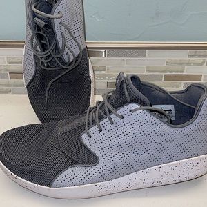 Jordan Eclipse